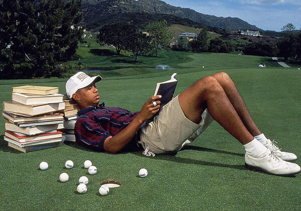 Tiger-Woods-Reading